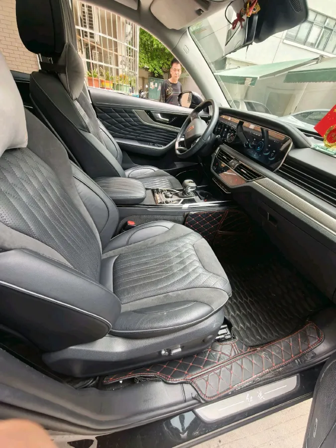 2022 HongQi HS5 2.0T 224HP L4 6AT,autocango,china used car exporter,china ev exporter,chinese used car exporter,chinese used ev exporter