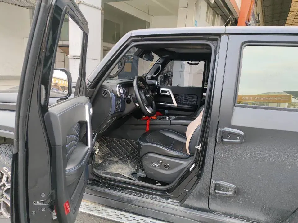 2020 Beijing BJ40 2.0T 224HP L4 8AT,autocango,china used car exporter,china ev exporter,chinese used car exporter,chinese used ev exporter
