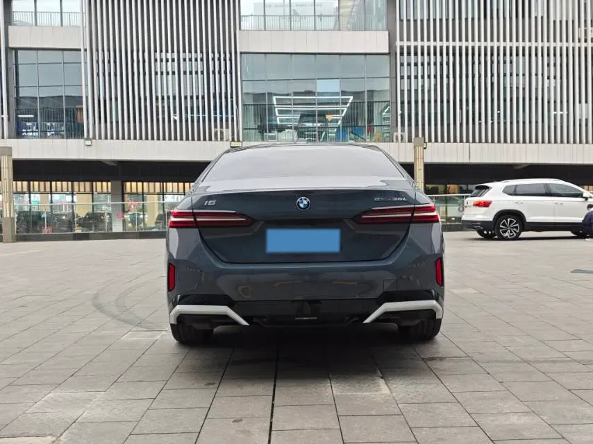 2024 BMW i5 BEV 79.05KWH,autocango,china used car exporter,china ev exporter,chinese used car exporter,chinese used ev exporter