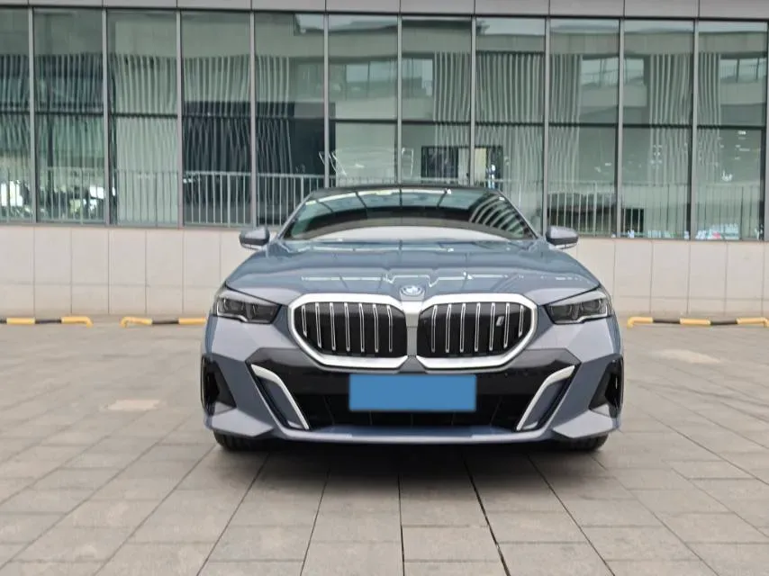 2024 BMW i5 BEV 79.05KWH,autocango,china used car exporter,china ev exporter,chinese used car exporter,chinese used ev exporter