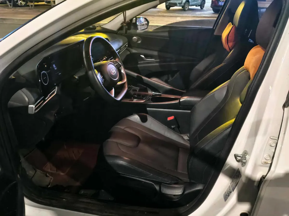 2022 Hyundai Elantra 1.5L 115HP L4 CVT,autocango,china used car exporter,china ev exporter,chinese used car exporter,chinese used ev exporter