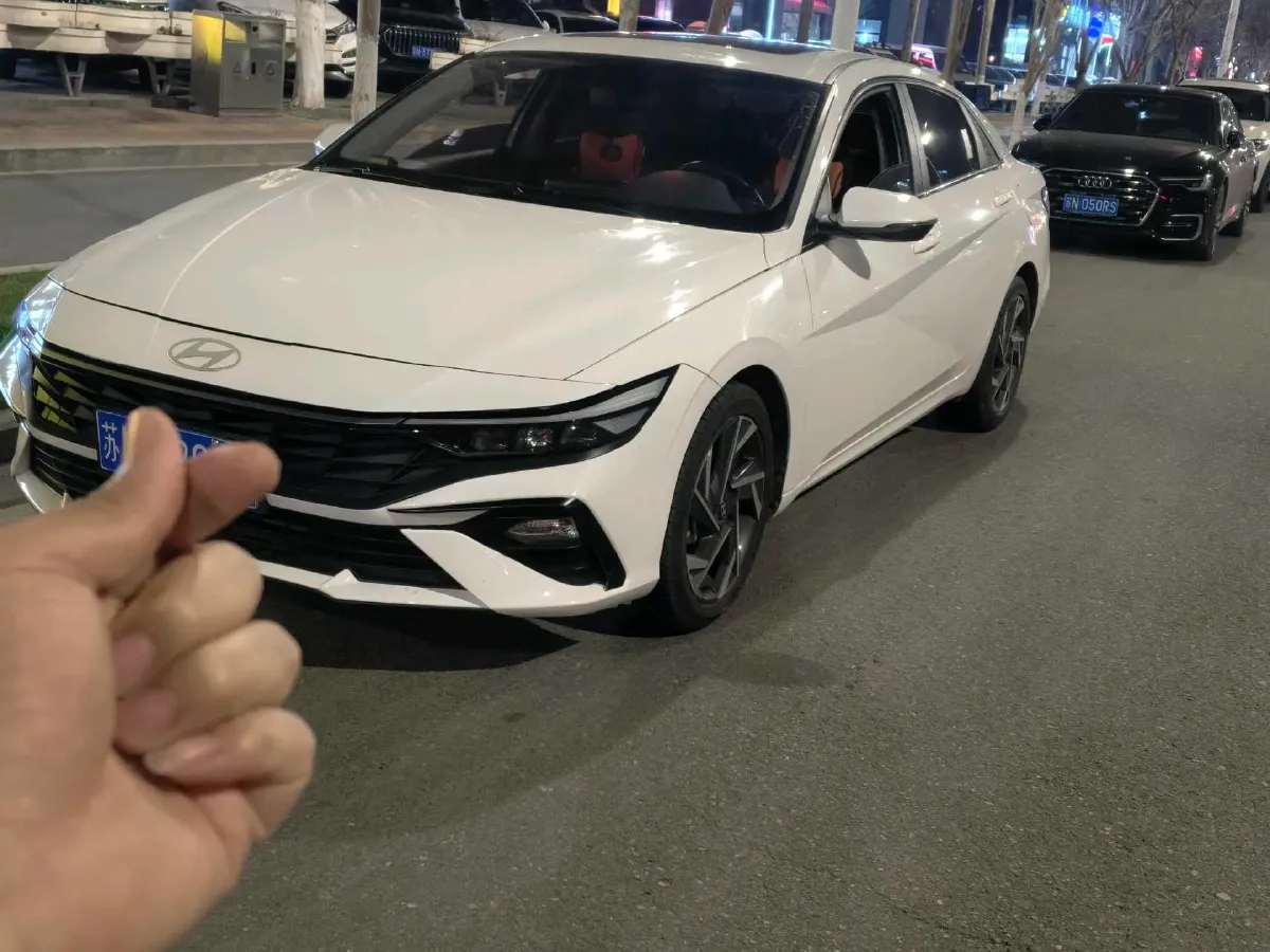 2022 Hyundai Elantra 1.5L 115HP L4 CVT,autocango,china used car exporter,china ev exporter,chinese used car exporter,chinese used ev exporter