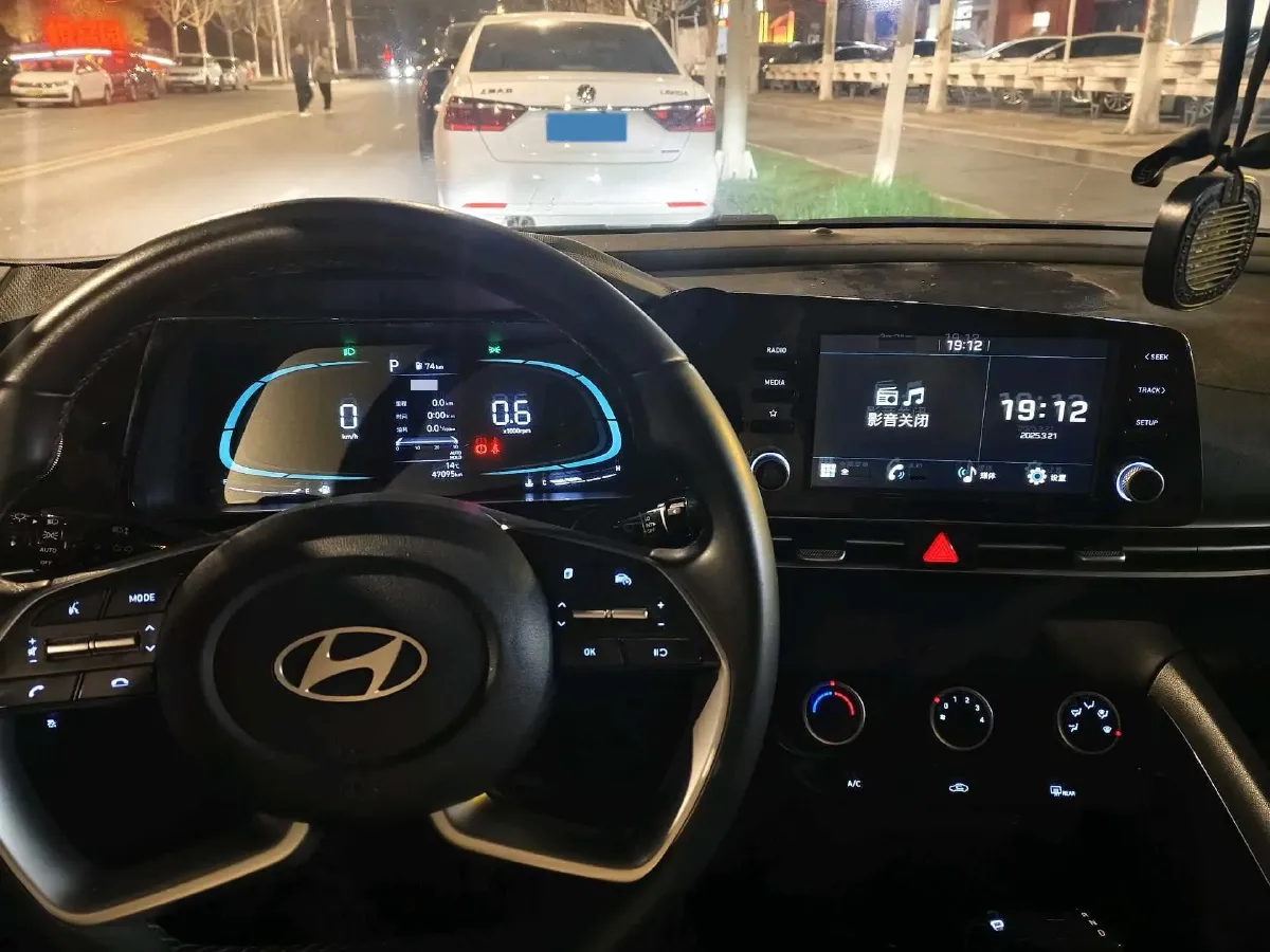 2022 Hyundai Elantra 1.5L 115HP L4 CVT,autocango,china used car exporter,china ev exporter,chinese used car exporter,chinese used ev exporter
