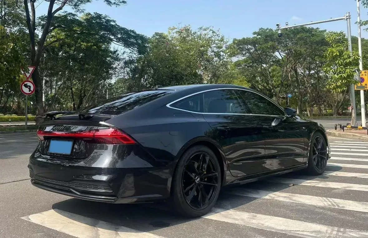 2020 Audi A7 2.0T 245HP L4 7DCT,autocango,china used car exporter,china ev exporter,chinese used car exporter,chinese used ev exporter
