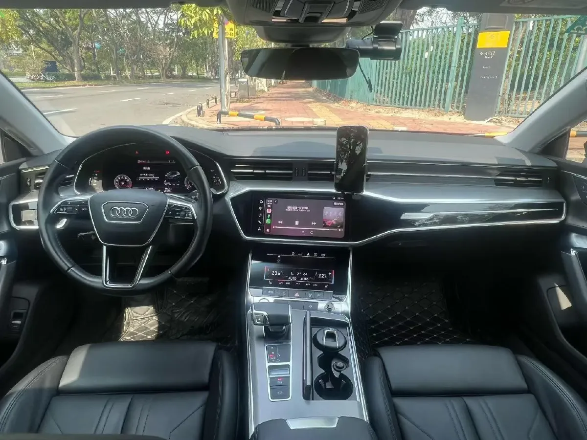 2020 Audi A7 2.0T 245HP L4 7DCT,autocango,china used car exporter,china ev exporter,chinese used car exporter,chinese used ev exporter