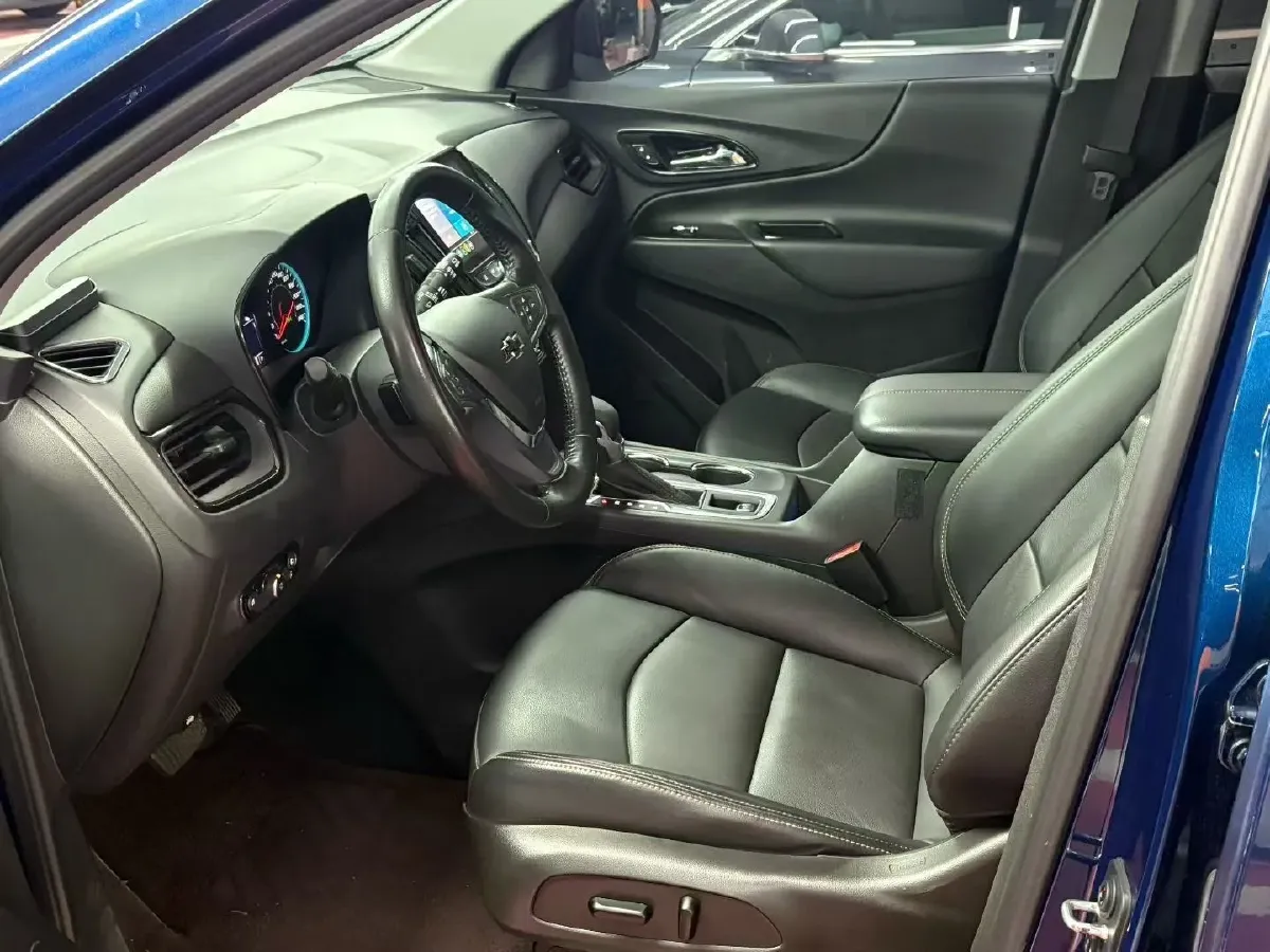 2022 Chevrolet Equinox 1.5T 169HP L4 6AT,autocango,china used car exporter,china ev exporter,chinese used car exporter,chinese used ev exporter