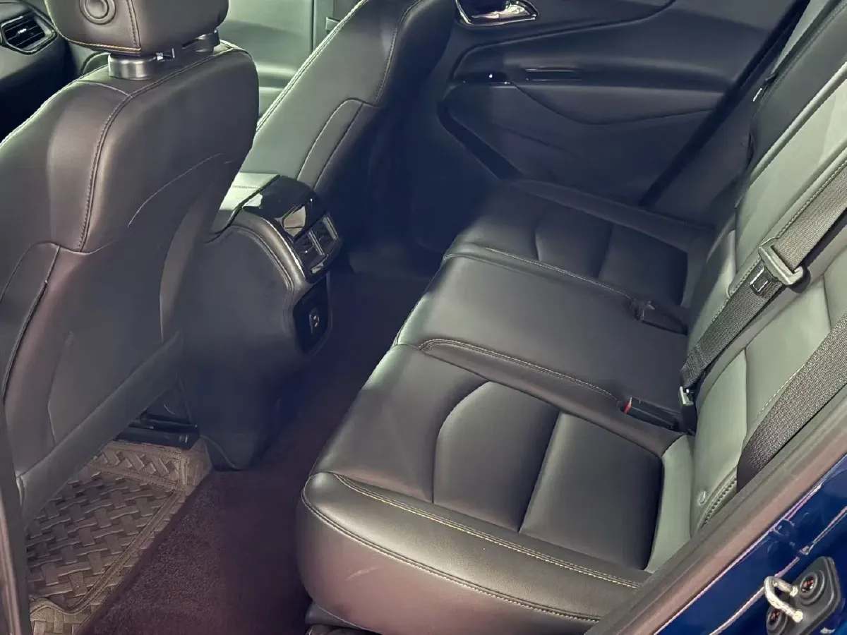 2022 Chevrolet Equinox 1.5T 169HP L4 6AT,autocango,china used car exporter,china ev exporter,chinese used car exporter,chinese used ev exporter