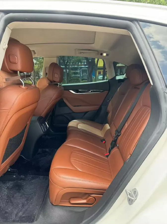 2018 Jaguar XJ 3.0T 340HP V6 8AT,autocango,china used car exporter,china ev exporter,chinese used car exporter,chinese used ev exporter