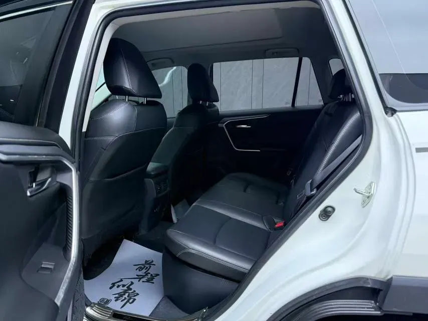 2020 Toyota RAV4 2.5L 178HP L4 E-CVT Hybrid,autocango,china used car exporter,china ev exporter,chinese used car exporter,chinese used ev exporter