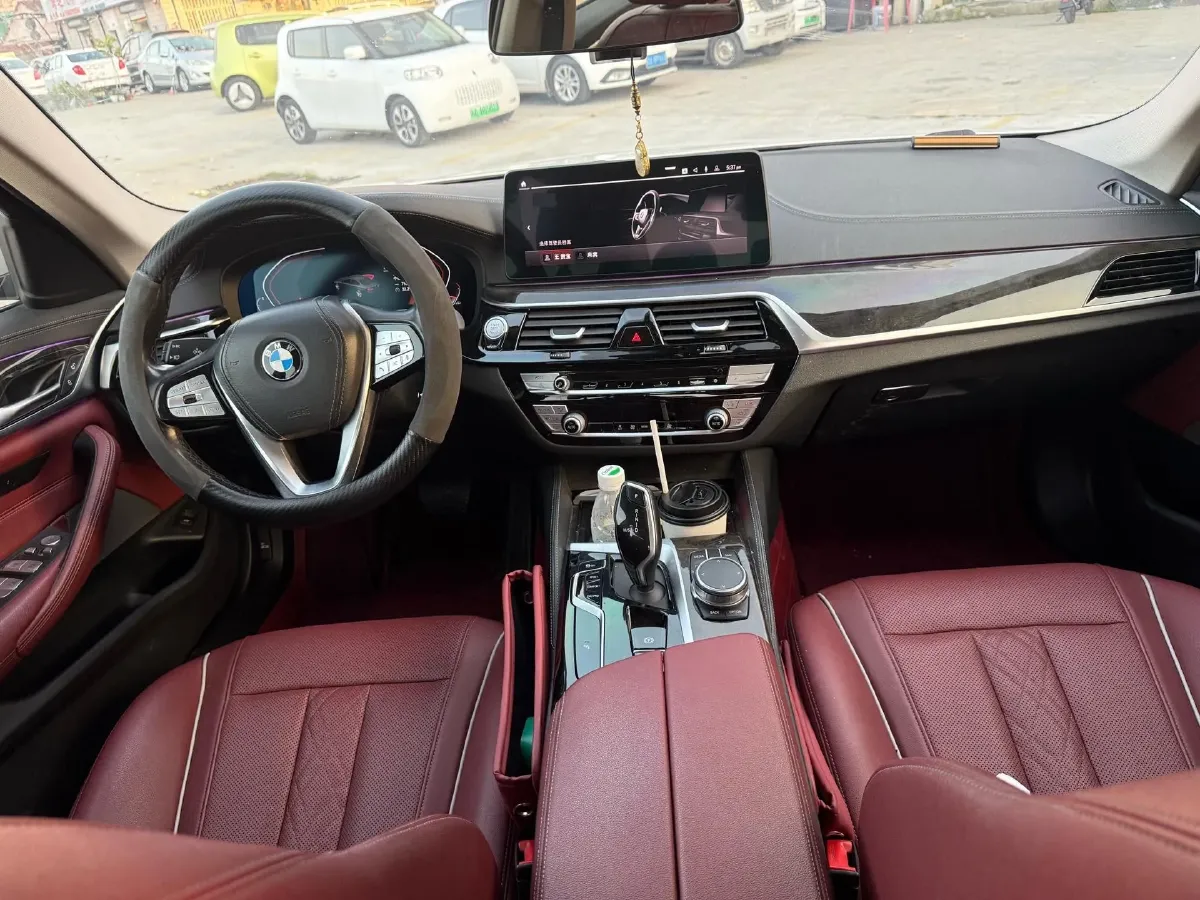 2021 BMW 5 Series 2.0T 184HP L4 8AT,autocango,china used car exporter,china ev exporter,chinese used car exporter,chinese used ev exporter