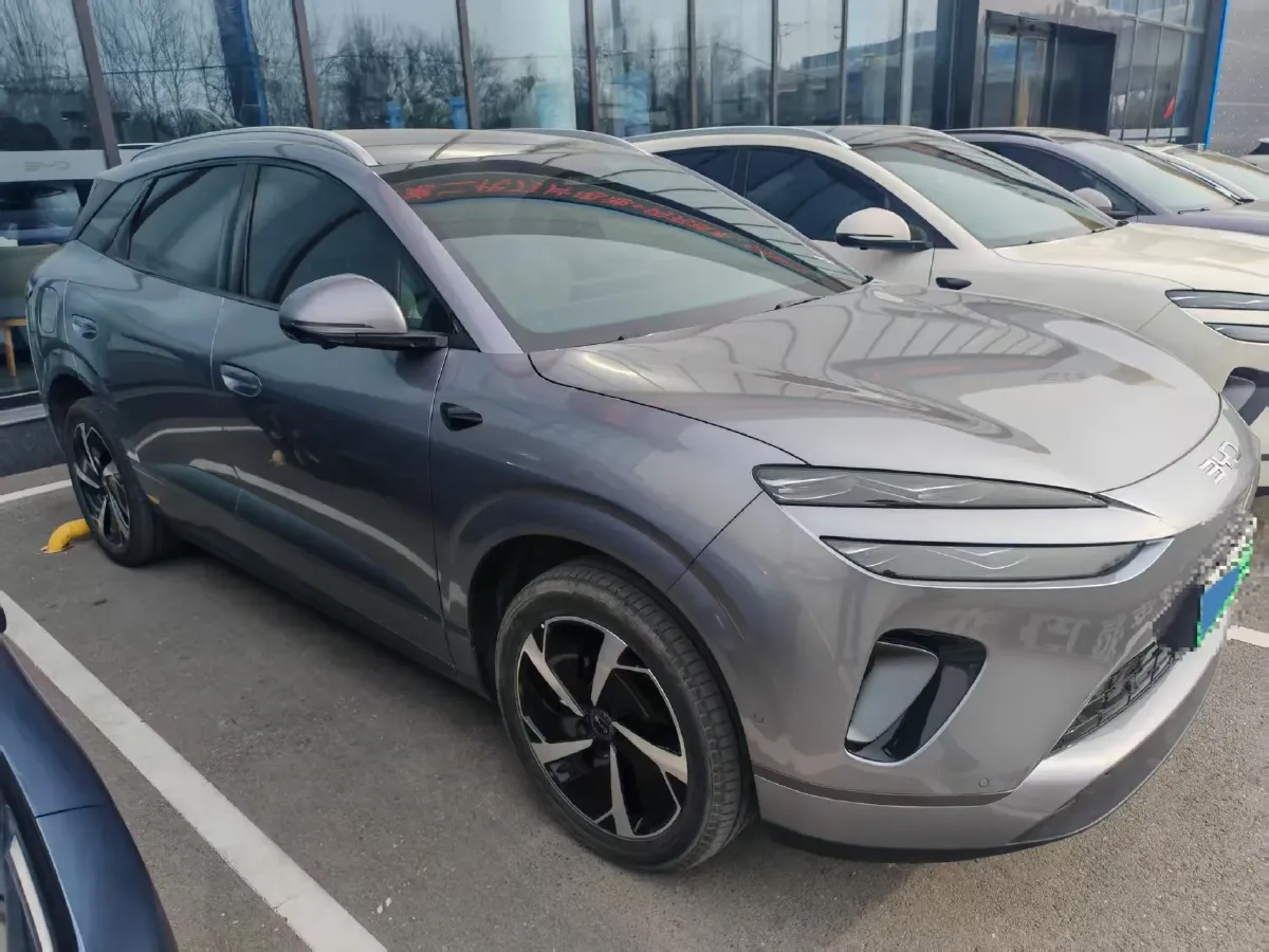 2025 LanDian E5 PLUS 1.5L 95HP L4 E-CVT PHEV,autocango,china used car exporter,china ev exporter,chinese used car exporter,chinese used ev exporter