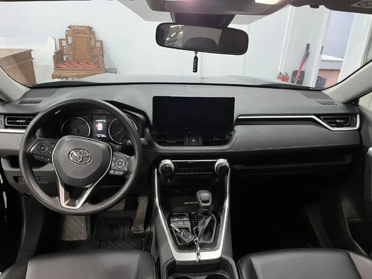 2024 Toyota RAV4 2.0L 171HP L4 CVT,autocango,china used car exporter,china ev exporter,chinese used car exporter,chinese used ev exporter