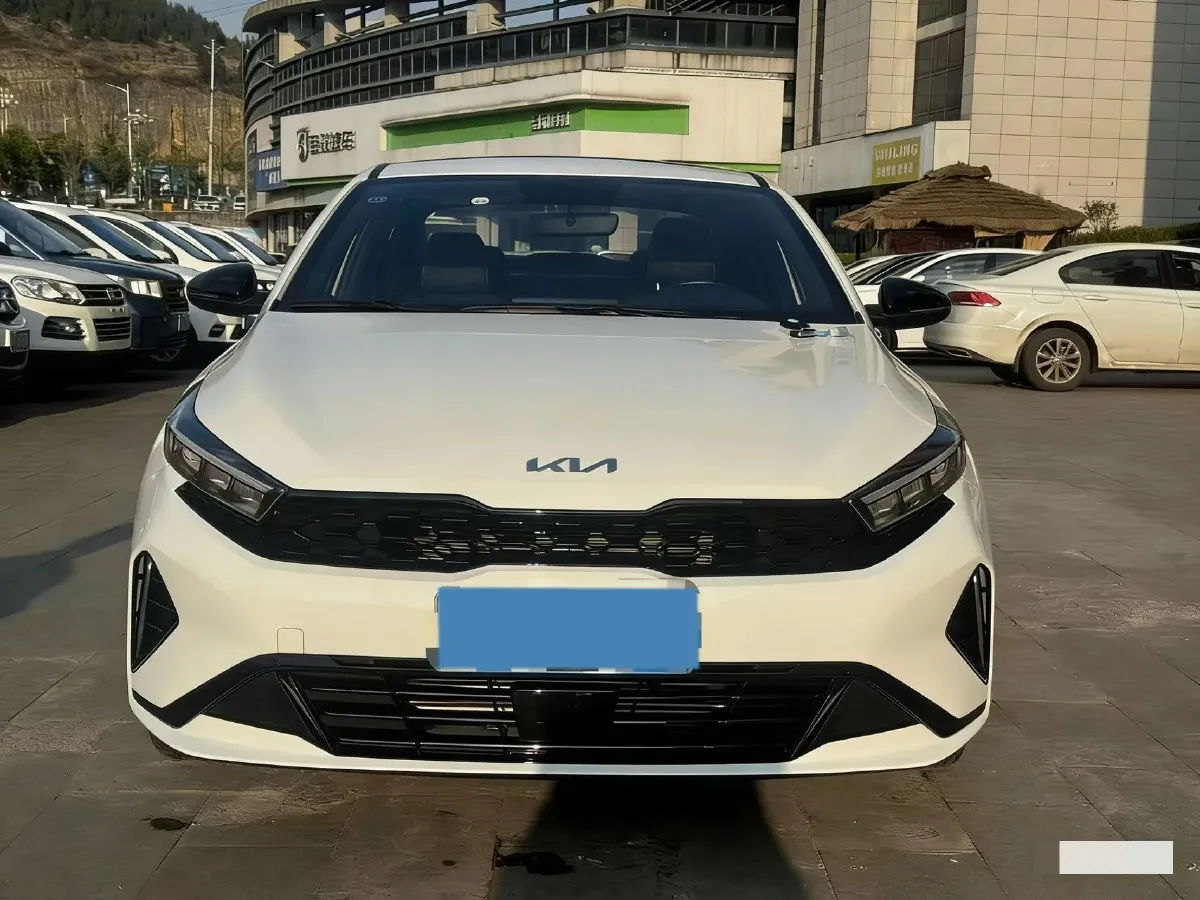 2023 Kia K3 1.4T 140HP L4 7DCT,autocango,china used car exporter,china ev exporter,chinese used car exporter,chinese used ev exporter