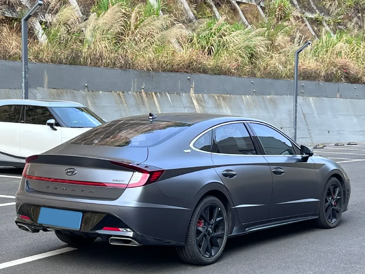 2022 Hyundai Sonata 2.0T 240HP L4 8AT,autocango,china used car exporter,china ev exporter,chinese used car exporter,chinese used ev exporter