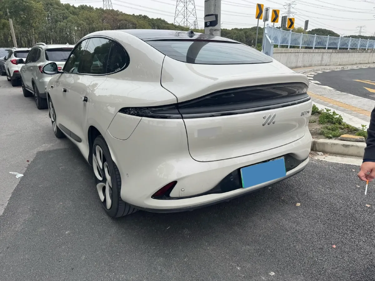 2023 IM LS6 BEV 100KWH,autocango,china used car exporter,china ev exporter,chinese used car exporter,chinese used ev exporter