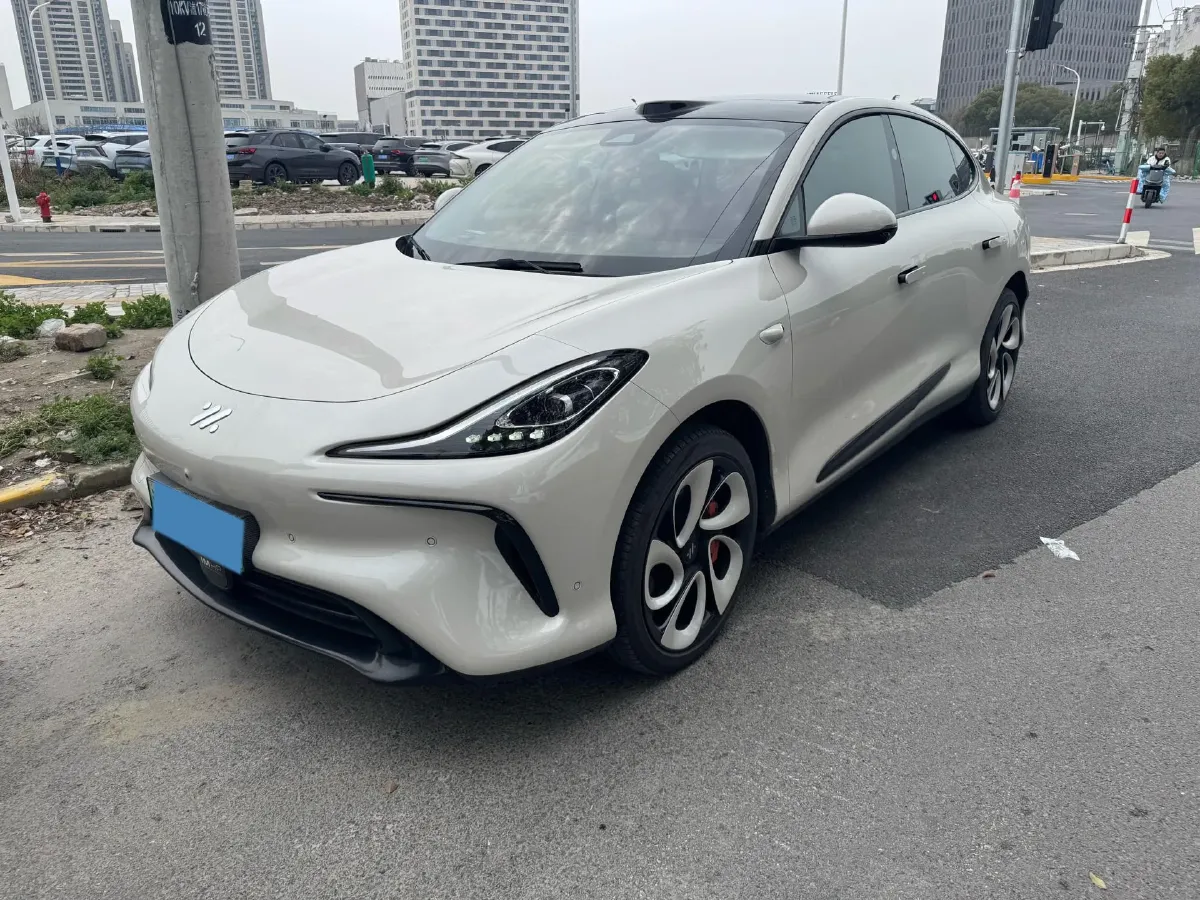 2023 IM LS6 BEV 100KWH,autocango,china used car exporter,china ev exporter,chinese used car exporter,chinese used ev exporter