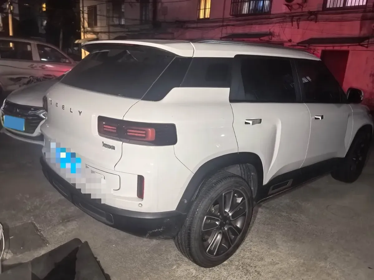 2020 Geely ICON 1.5T 177HP L3 7DCT,autocango,china used car exporter,china ev exporter,chinese used car exporter,chinese used ev exporter