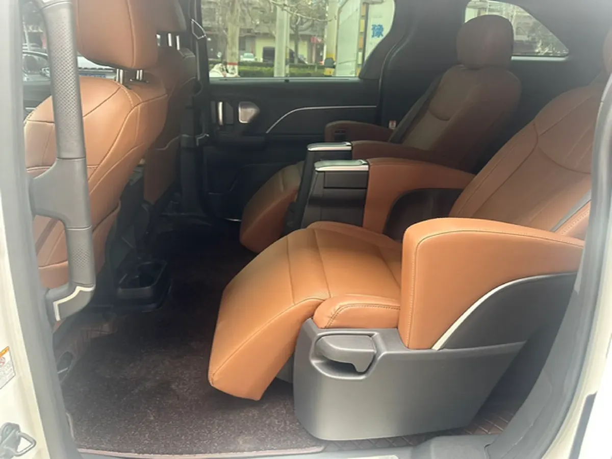 2026 Toyota Sienna 2.5L 189HP L4 E-CVT Hybrid,autocango,china used car exporter,china ev exporter,chinese used car exporter,chinese used ev exporter