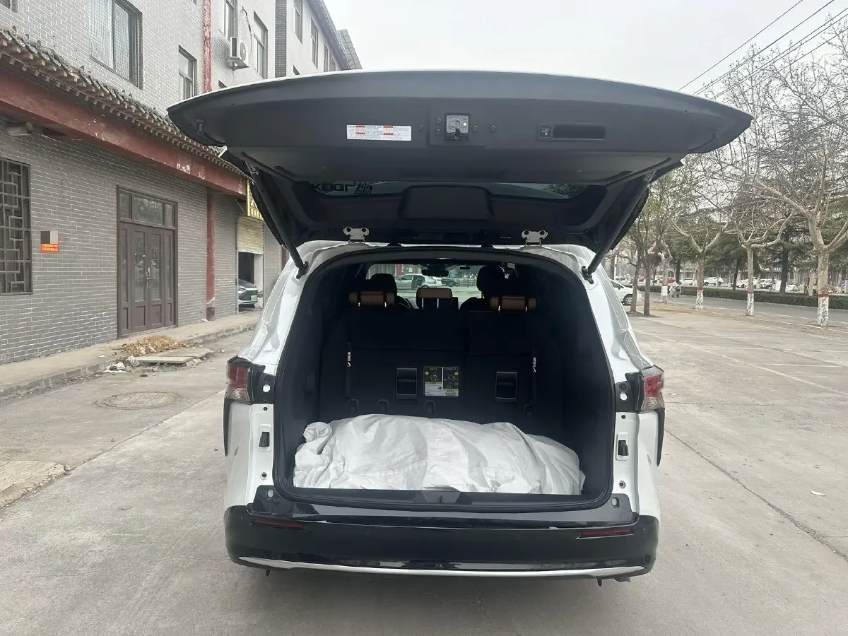 2026 Toyota Sienna 2.5L 189HP L4 E-CVT Hybrid,autocango,china used car exporter,china ev exporter,chinese used car exporter,chinese used ev exporter