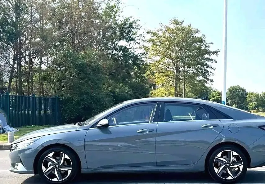 2022 Hyundai Elantra 1.5L 115HP L4 CVT,autocango,china used car exporter,china ev exporter,chinese used car exporter,chinese used ev exporter