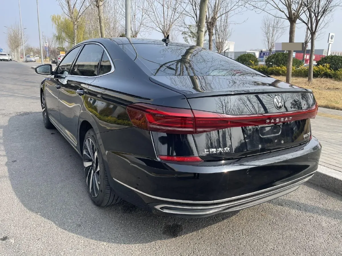 2023 Volkswagen Passat 2.0T 186HP L4 7DCT,autocango,china used car exporter,china ev exporter,chinese used car exporter,chinese used ev exporter