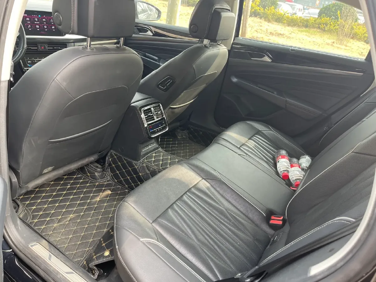 2023 Volkswagen Passat 2.0T 186HP L4 7DCT,autocango,china used car exporter,china ev exporter,chinese used car exporter,chinese used ev exporter