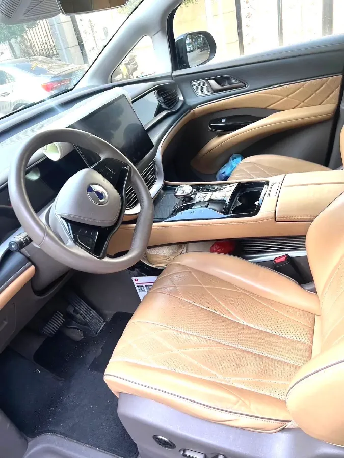 2022 Mercedes-Benz GLC Class 2.0T 197HP L4 9AT,autocango,china used car exporter,china ev exporter,chinese used car exporter,chinese used ev exporter