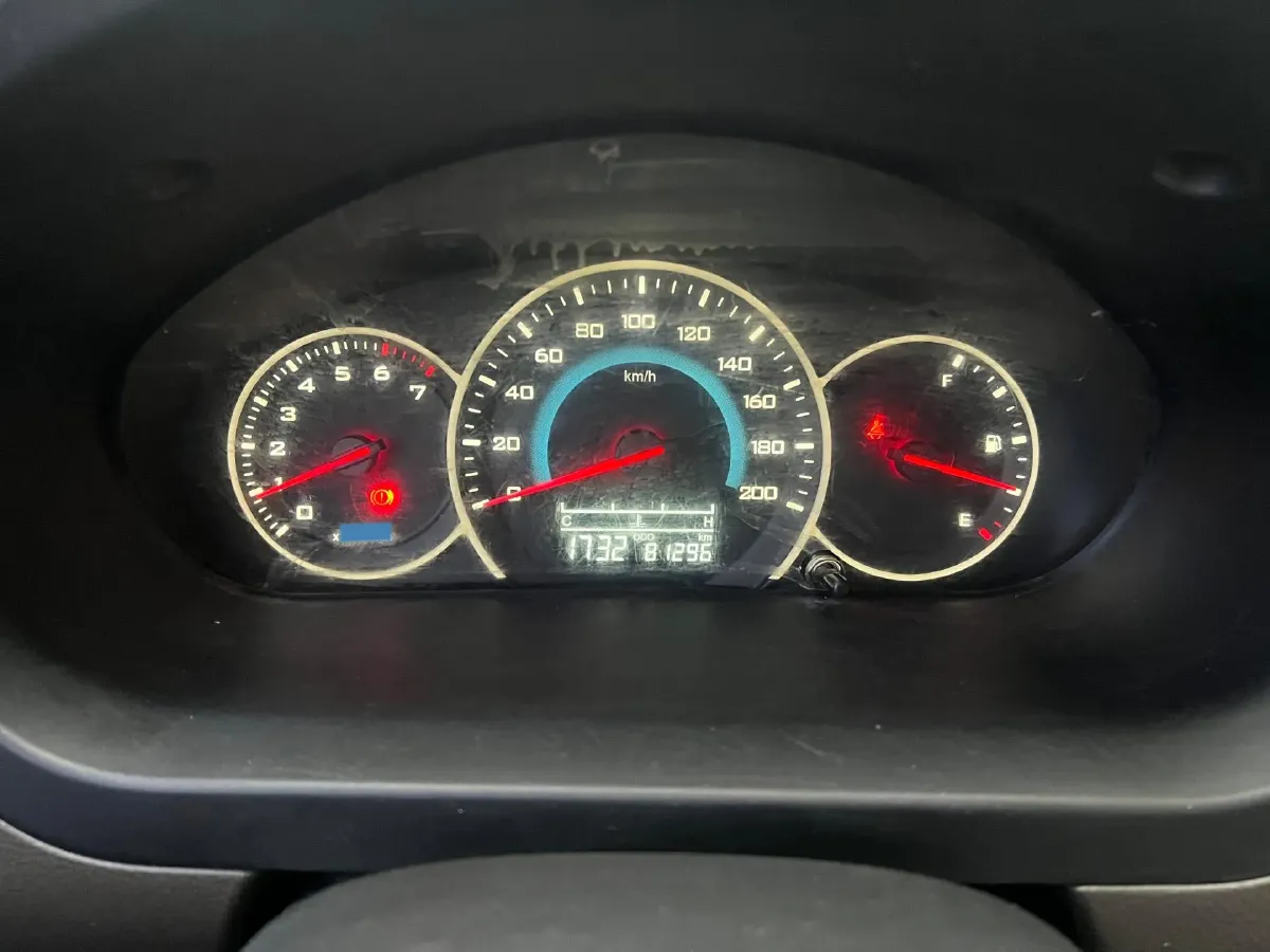 2015 WuLing HongGuang 1.5L 112HP L4 5MT,autocango,china used car exporter,china ev exporter,chinese used car exporter,chinese used ev exporter