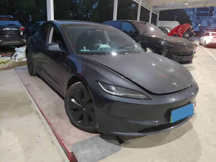 2025 Tesla Model 3 BEV 62.5KWH,autocango,china used car exporter,china ev exporter,chinese used car exporter,chinese used ev exporter