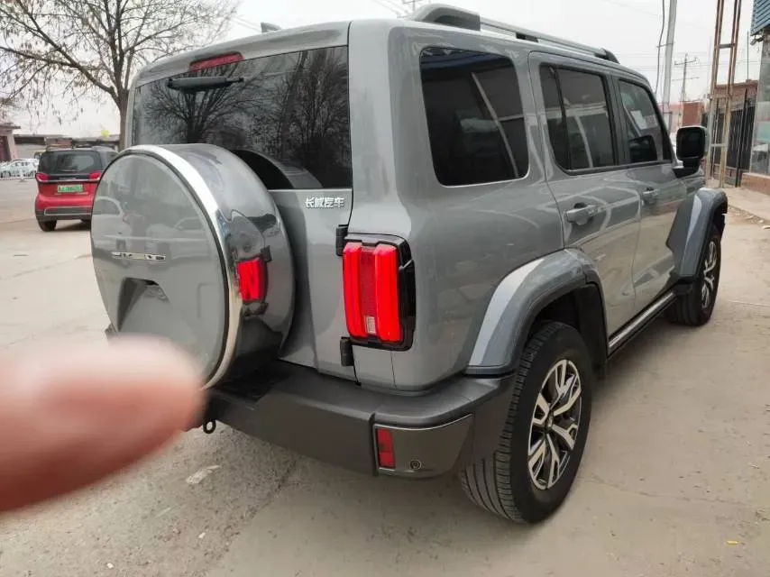 2023 Tank 300 2.0T 227HP L4 8AT,autocango,china used car exporter,china ev exporter,chinese used car exporter,chinese used ev exporter