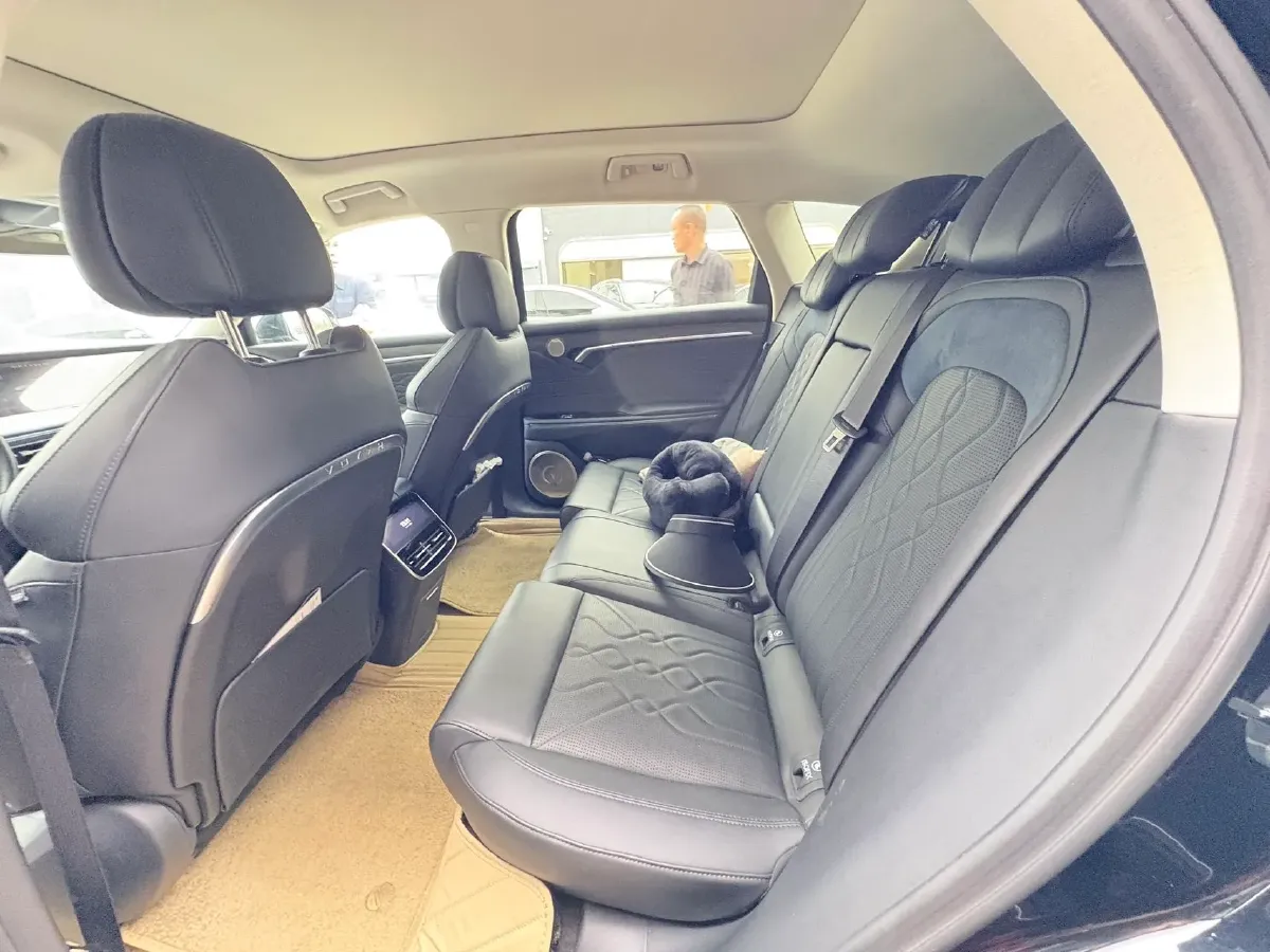 2024 Voyah FREE 1.5T 150HP L4 REEV 39.2KWH,autocango,china used car exporter,china ev exporter,chinese used car exporter,chinese used ev exporter