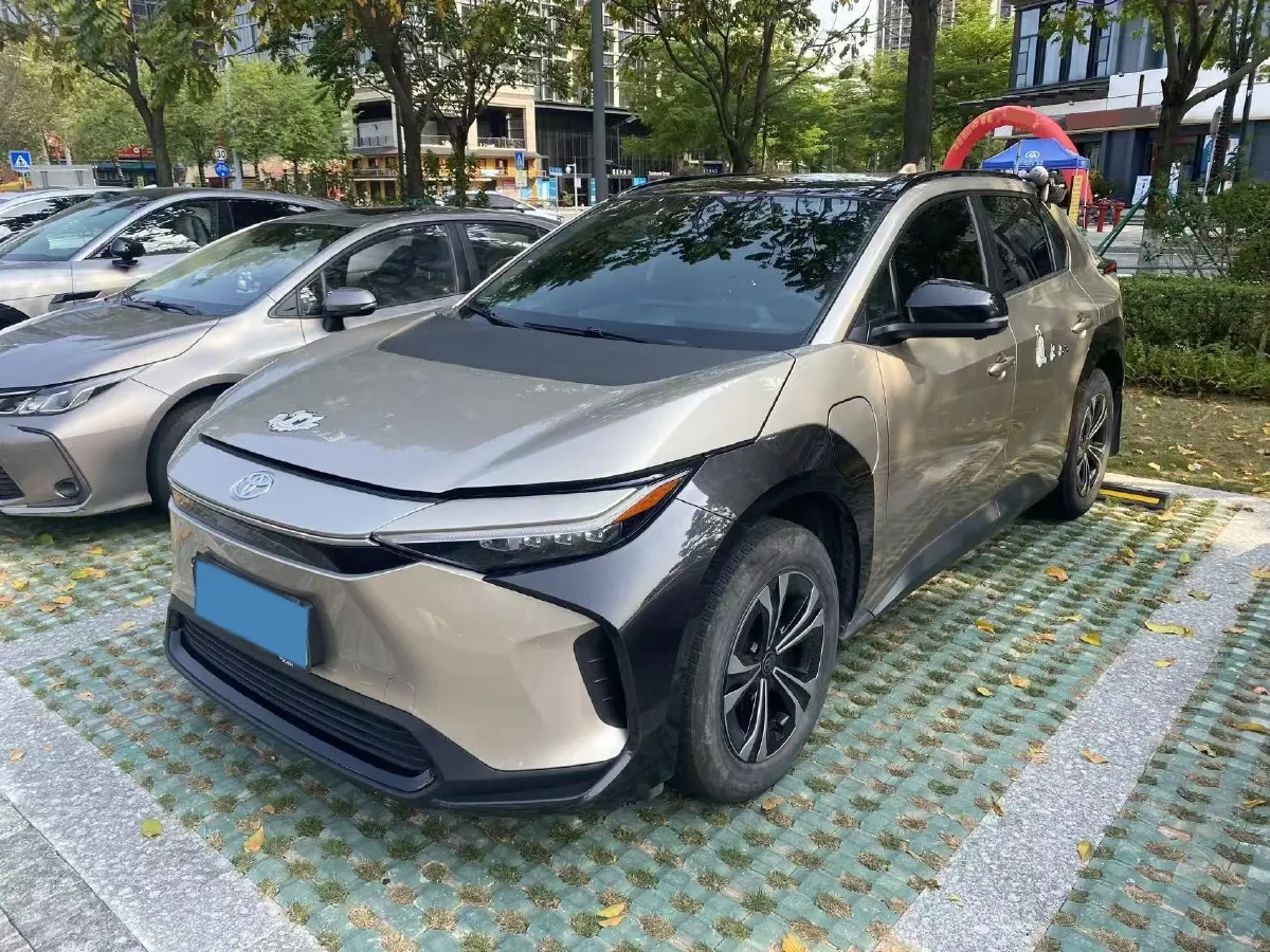 2022 Toyota bZ4X BEV 66.7KWH,autocango,china used car exporter,china ev exporter,chinese used car exporter,chinese used ev exporter