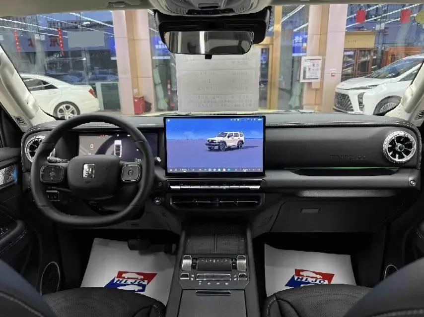 2024 Tank 300 2.0T 227HP L4 8AT,autocango,china used car exporter,china ev exporter,chinese used car exporter,chinese used ev exporter