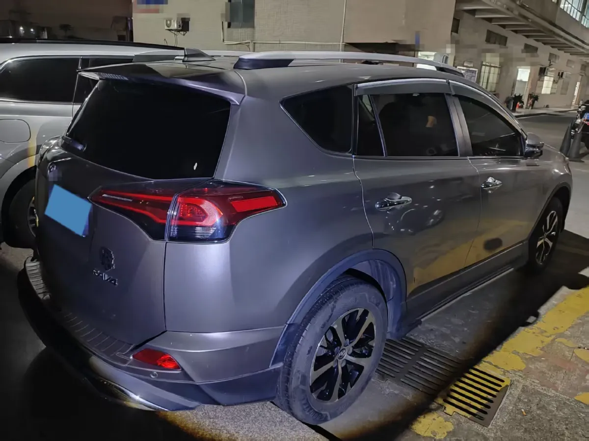 2019 Toyota Camry 2.0L 178HP L4 CVT,autocango,china used car exporter,china ev exporter,chinese used car exporter,chinese used ev exporter