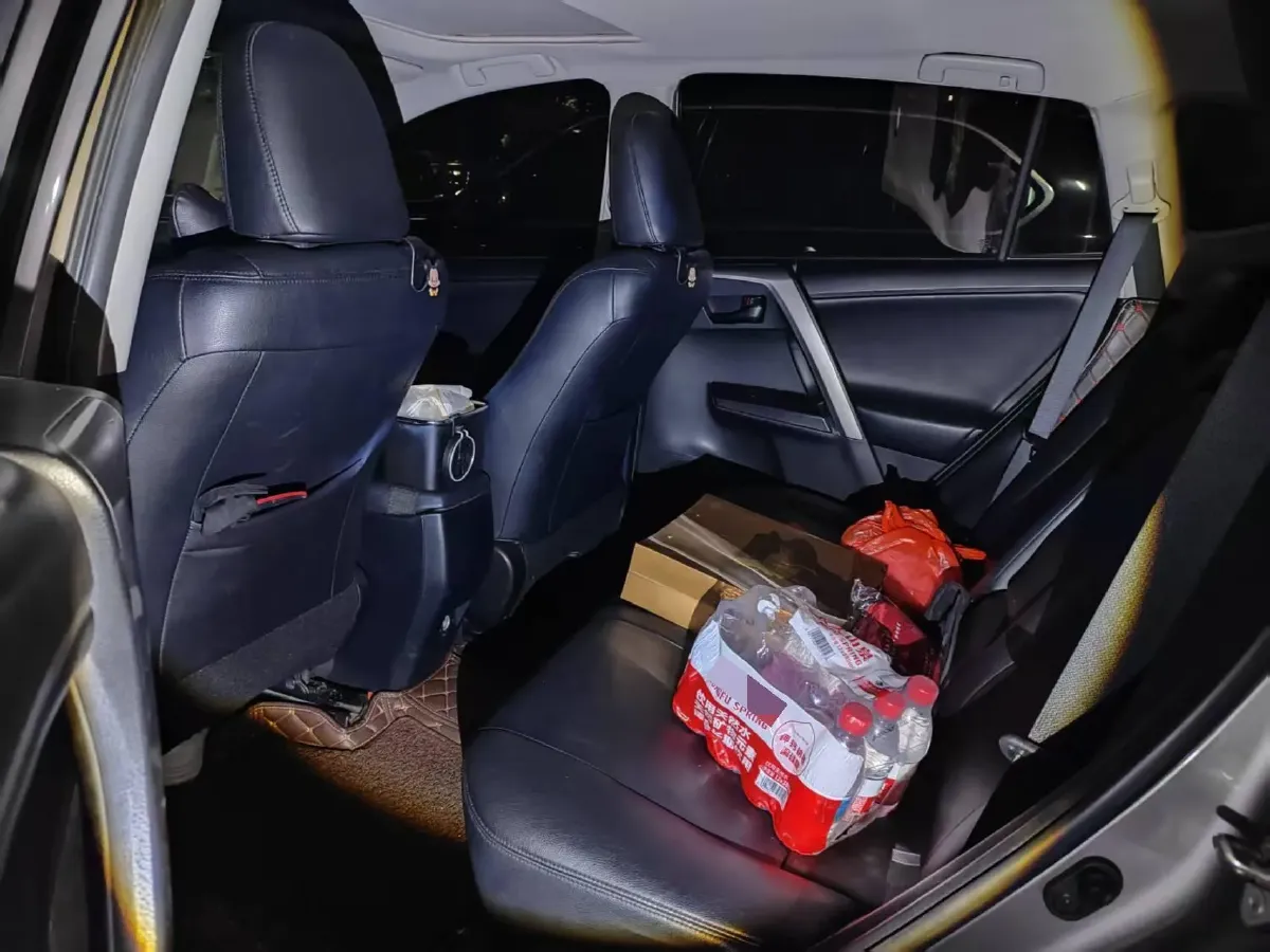 2019 Toyota Camry 2.0L 178HP L4 CVT,autocango,china used car exporter,china ev exporter,chinese used car exporter,chinese used ev exporter