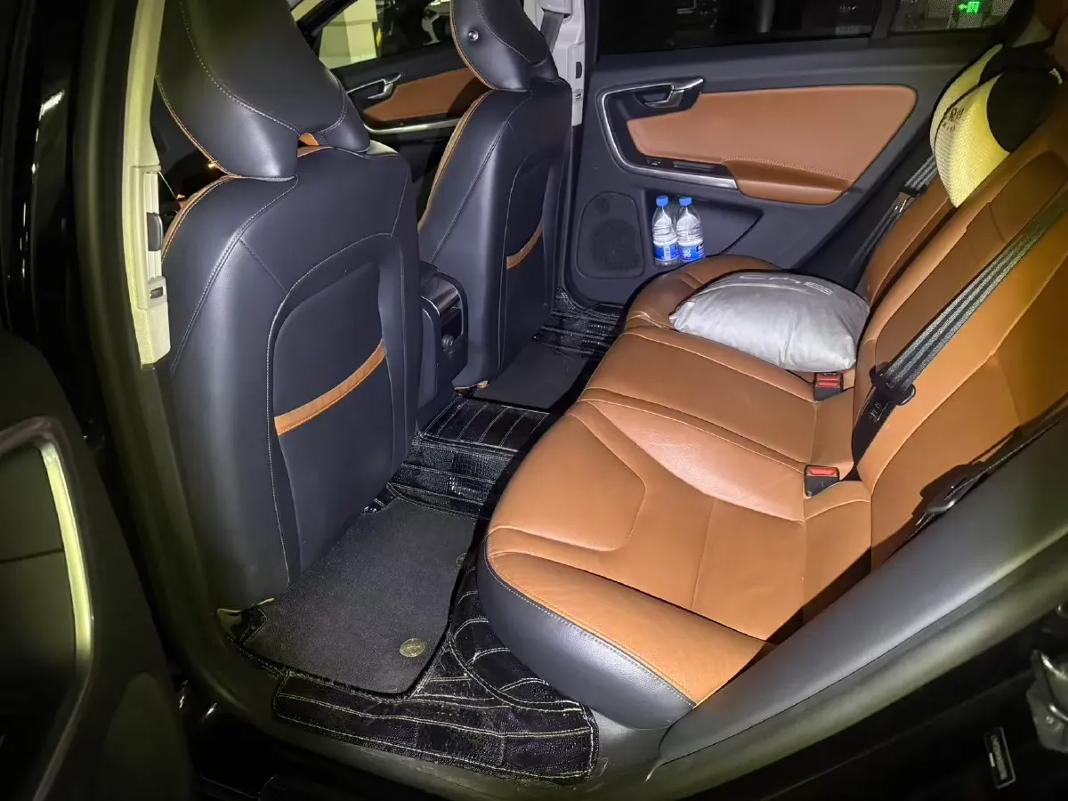 2019 Volkswagen Passat 1.4T 150HP L4 6DCT PHEV 12.1KWH,autocango,china used car exporter,china ev exporter,chinese used car exporter,chinese used ev exporter