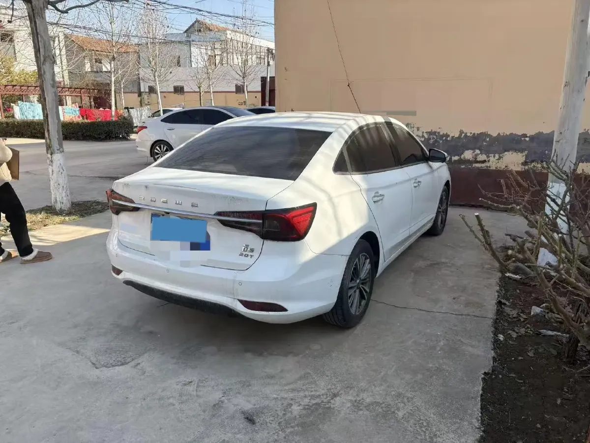 2019 Roewe i5 1.5L 120HP L4 CVT,autocango,china used car exporter,china ev exporter,chinese used car exporter,chinese used ev exporter