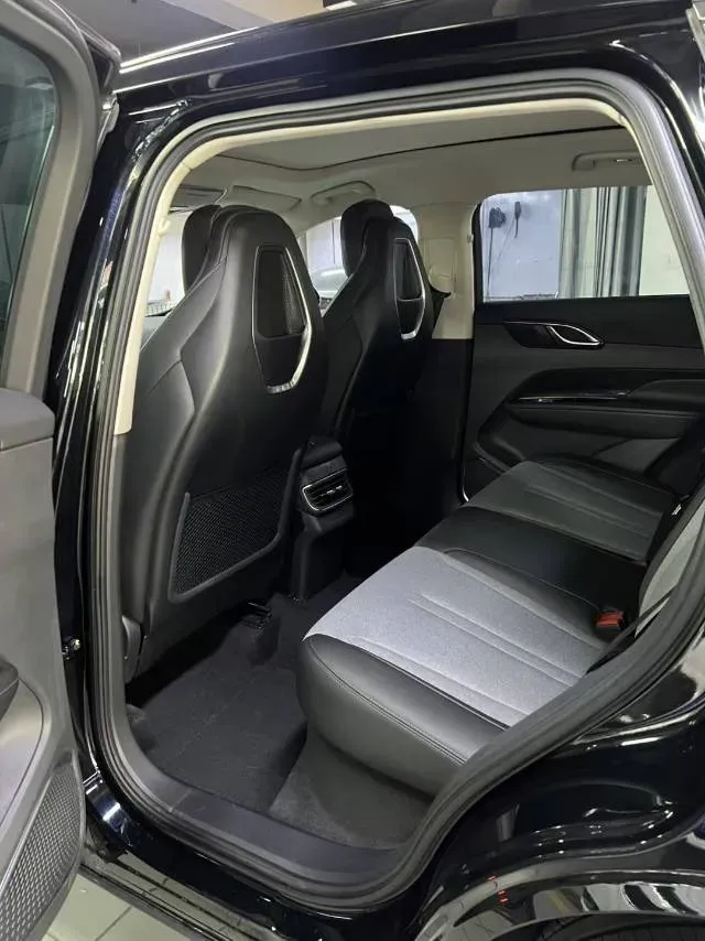 2023 HongQi HS3 1.5T 169HP L4 7DCT,autocango,china used car exporter,china ev exporter,chinese used car exporter,chinese used ev exporter