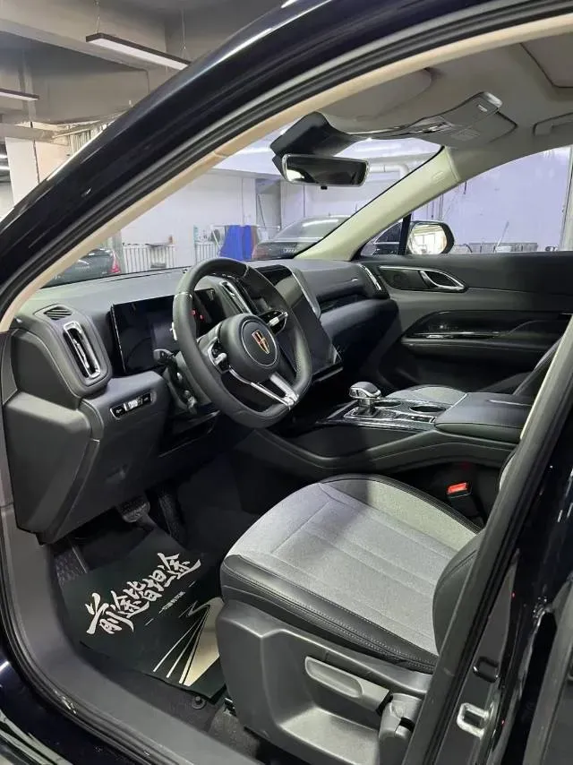 2023 HongQi HS3 1.5T 169HP L4 7DCT,autocango,china used car exporter,china ev exporter,chinese used car exporter,chinese used ev exporter