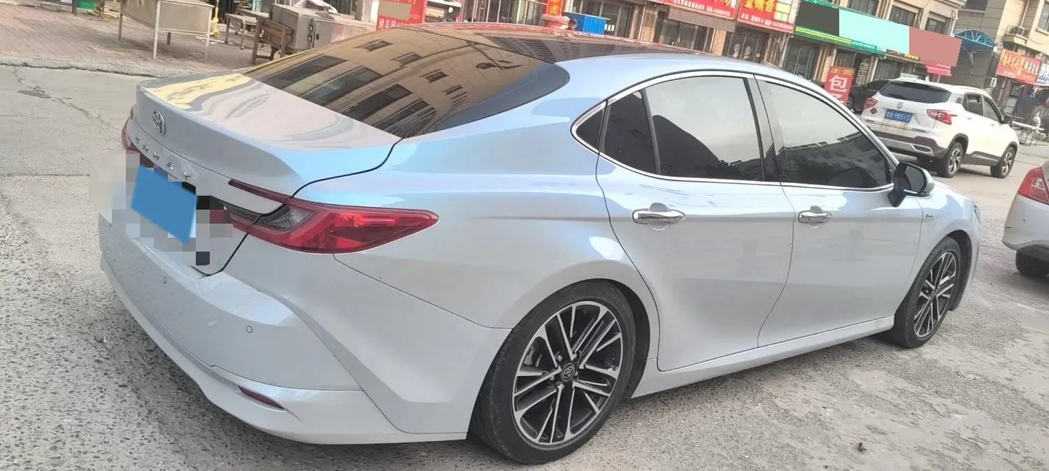 2024 Toyota Camry 2.5L 185HP L4 E-CVT Hybrid,autocango,china used car exporter,china ev exporter,chinese used car exporter,chinese used ev exporter