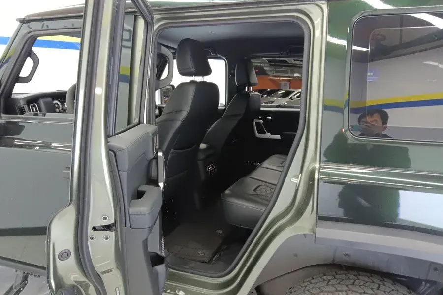 2024 212 212 T01 2.0T 252HP L4 8AT,autocango,china used car exporter,china ev exporter,chinese used car exporter,chinese used ev exporter