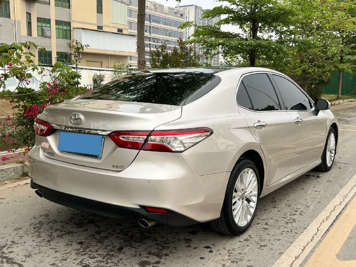 2019 Toyota Camry 2.5L 209HP L4 8AT,autocango,china used car exporter,china ev exporter,chinese used car exporter,chinese used ev exporter