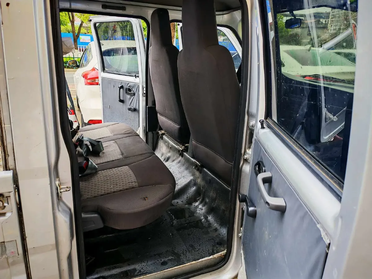 2023 WuLing ZhiGuang Mini Truck 1.5L 102HP L4 5MT,autocango,china used car exporter,china ev exporter,chinese used car exporter,chinese used ev exporter