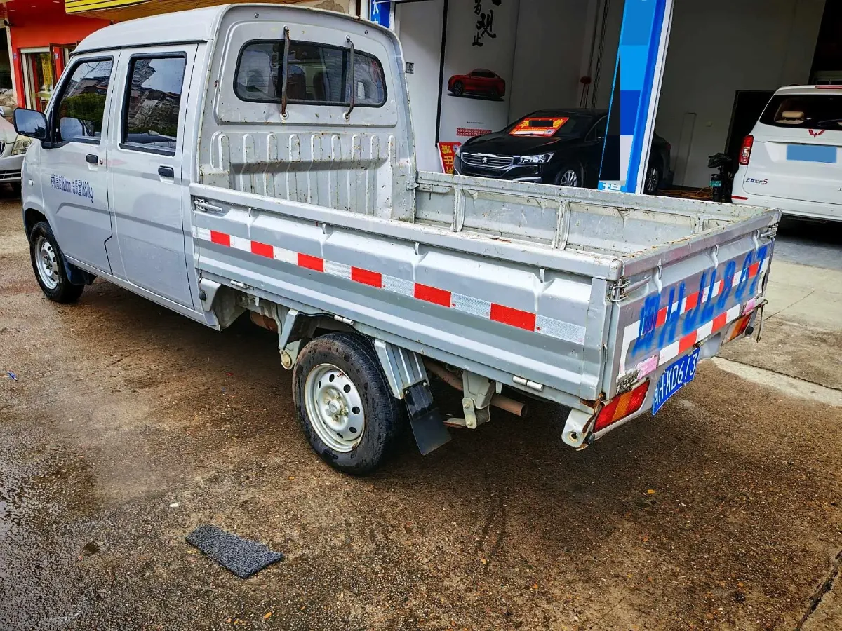 2023 WuLing ZhiGuang Mini Truck 1.5L 102HP L4 5MT,autocango,china used car exporter,china ev exporter,chinese used car exporter,chinese used ev exporter
