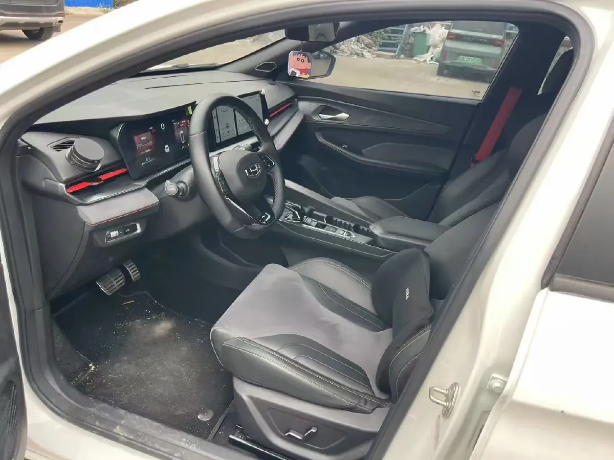 2022 Geely Binray 1.5T 181HP L4 7DCT,autocango,china used car exporter,china ev exporter,chinese used car exporter,chinese used ev exporter