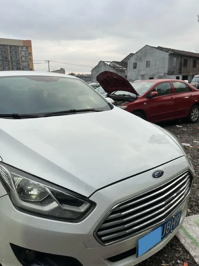 2019 Ford Escort 1.5L 122HP L3 6AT,autocango,china used car exporter,china ev exporter,chinese used car exporter,chinese used ev exporter