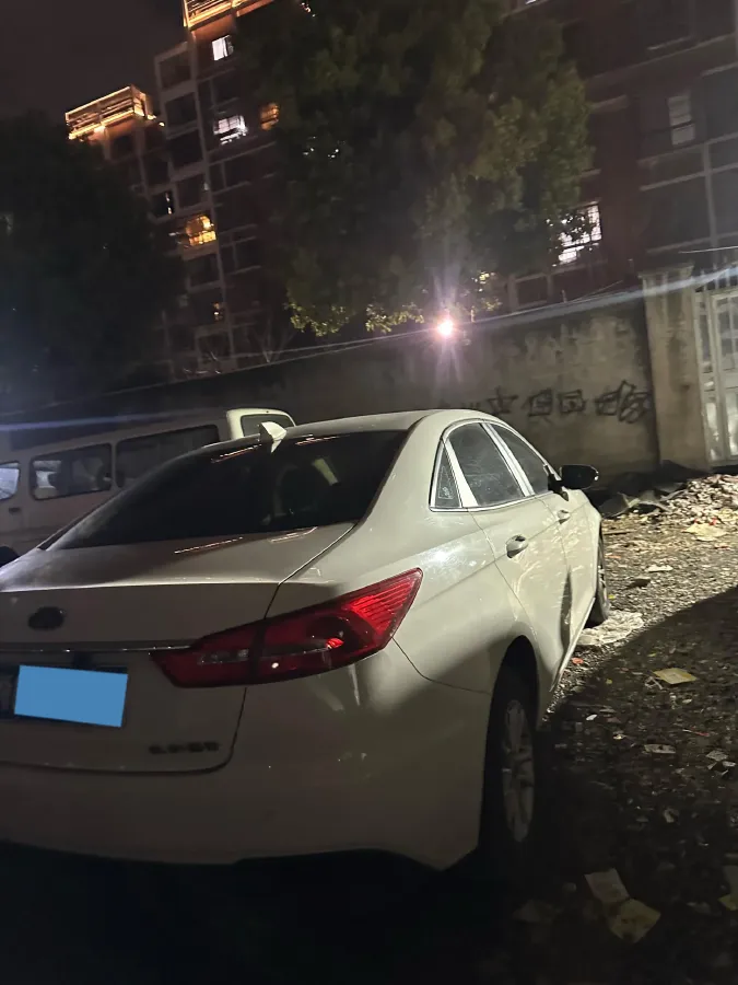 2019 Ford Escort 1.5L 122HP L3 6AT,autocango,china used car exporter,china ev exporter,chinese used car exporter,chinese used ev exporter