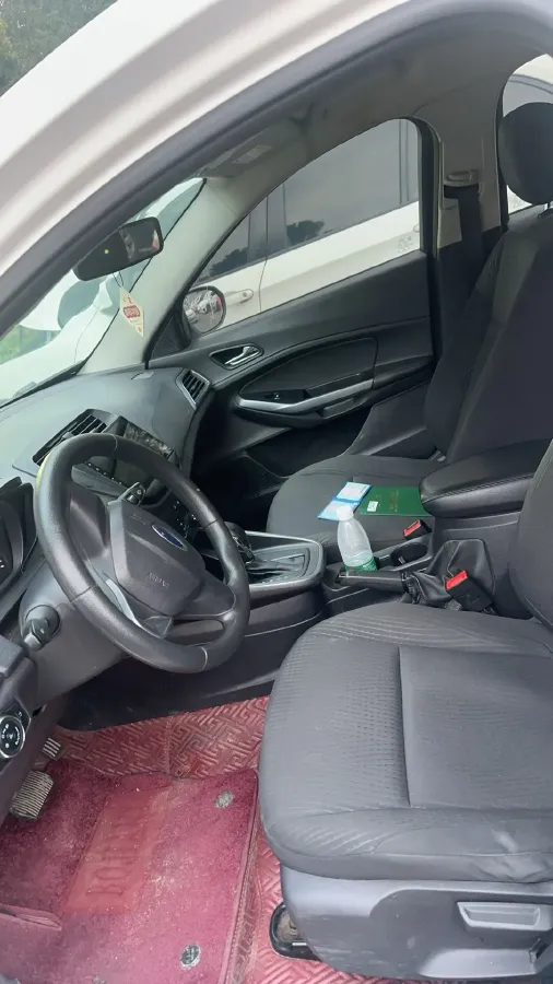 2019 Ford Escort 1.5L 122HP L3 6AT,autocango,china used car exporter,china ev exporter,chinese used car exporter,chinese used ev exporter