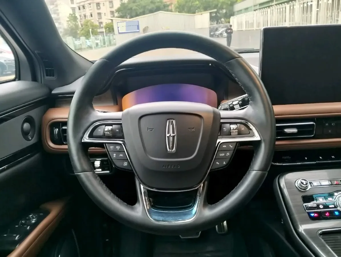 2021 Lincoln Nautilus 2.7T 322HP V6 8AT,autocango,china used car exporter,china ev exporter,chinese used car exporter,chinese used ev exporter