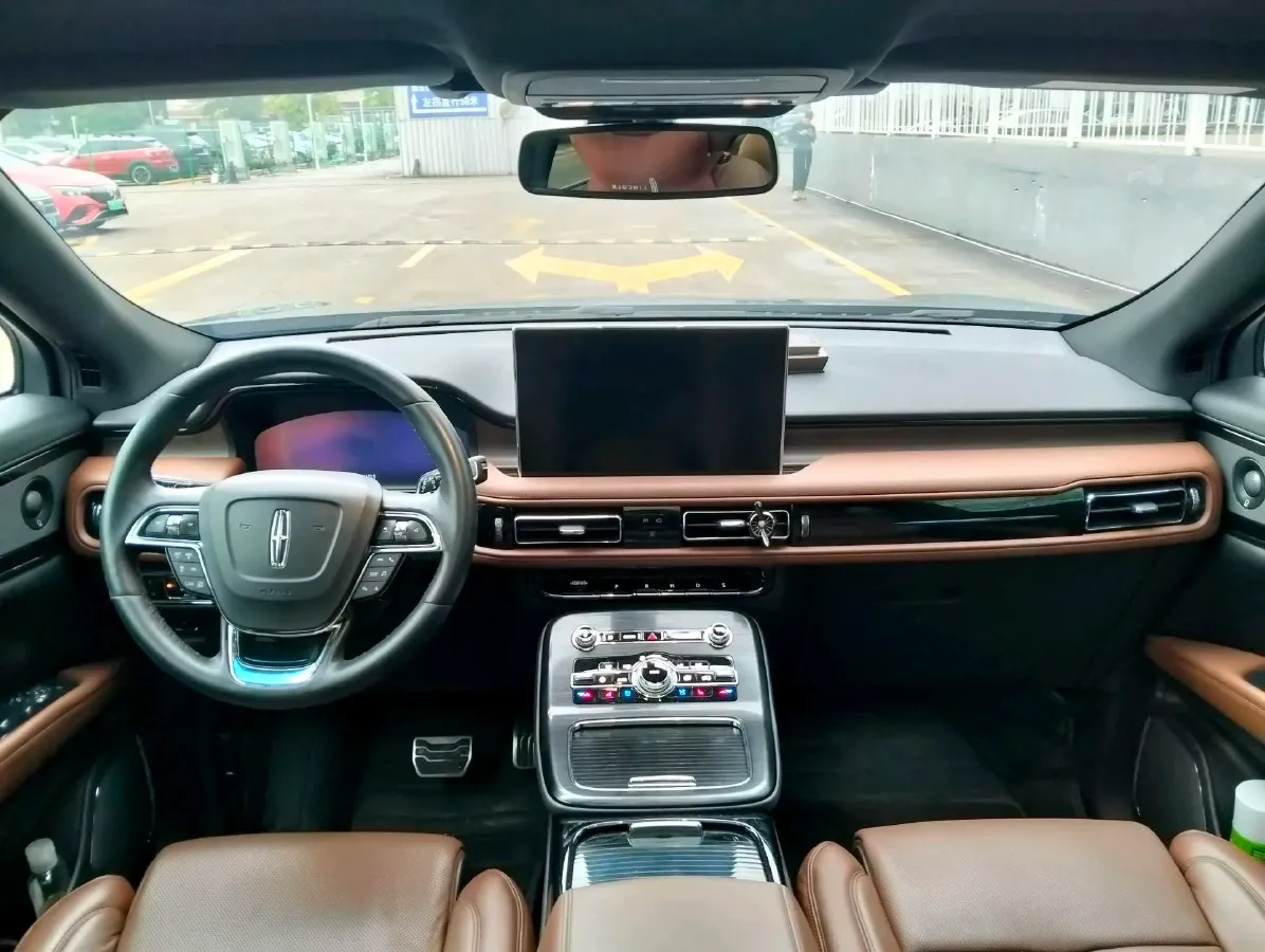 2021 Lincoln Nautilus 2.7T 322HP V6 8AT,autocango,china used car exporter,china ev exporter,chinese used car exporter,chinese used ev exporter